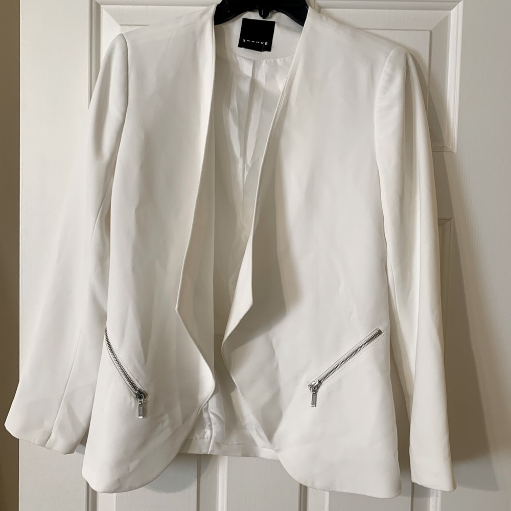 Trouve White Blazer Size Medium